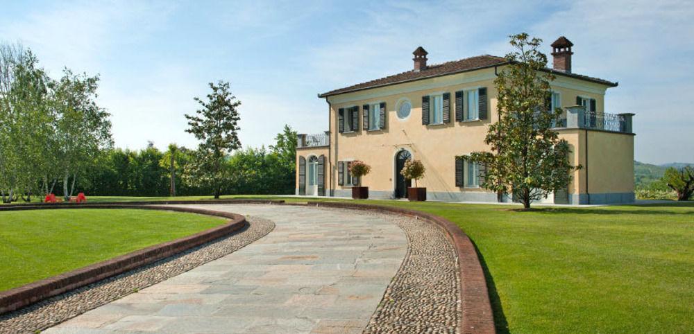 Relais 23 Hotel & Ristorante Castelnuovo Belbo Bagian luar foto