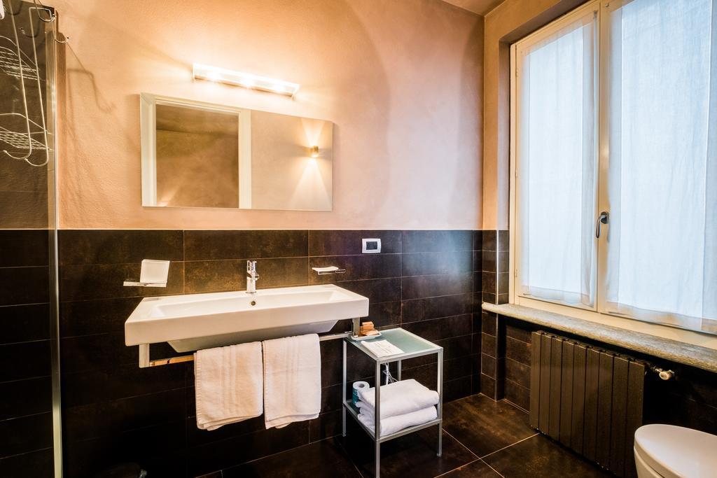 Relais 23 Hotel & Ristorante Castelnuovo Belbo Bagian luar foto