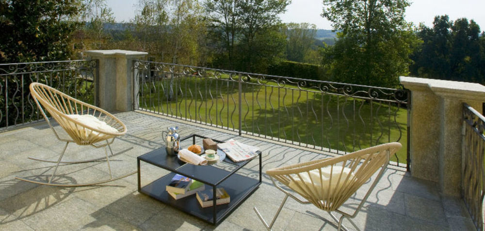 Relais 23 Hotel & Ristorante Castelnuovo Belbo Bagian luar foto